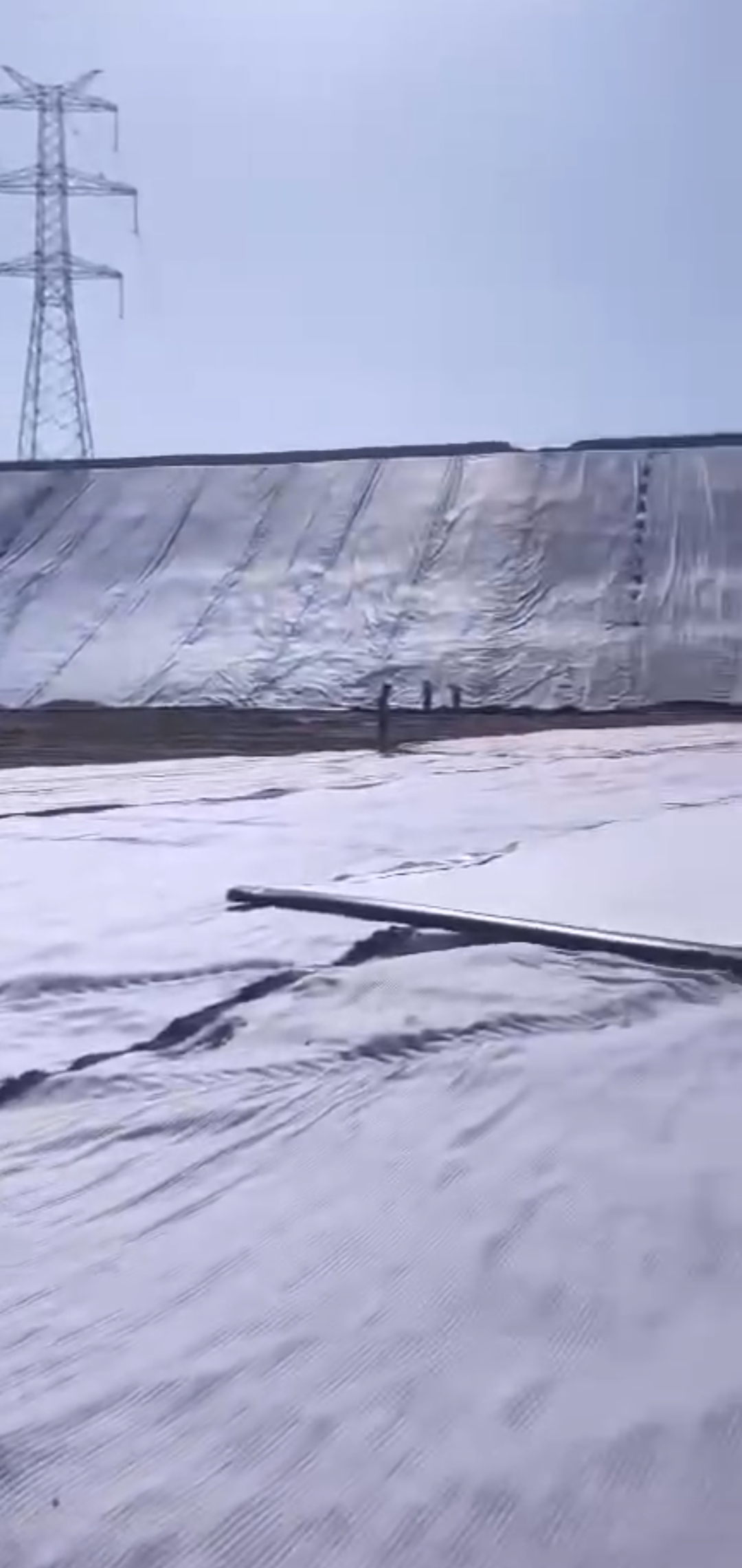 为什么蓄水池防渗越来越多使用复合土工膜