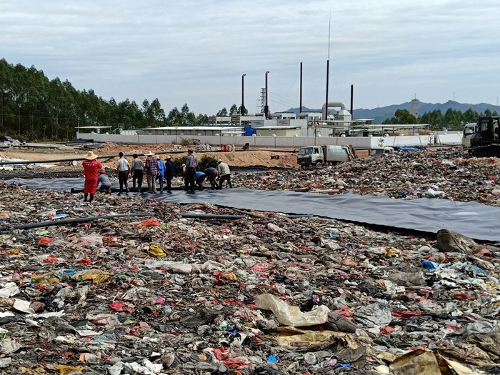 生活垃圾填埋场库底防渗工程完工实景 HDPE土工膜铺设验收
